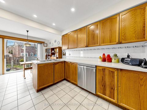 Photo 9 at 60 Starspray Boulevard, Rouge E10, Toronto