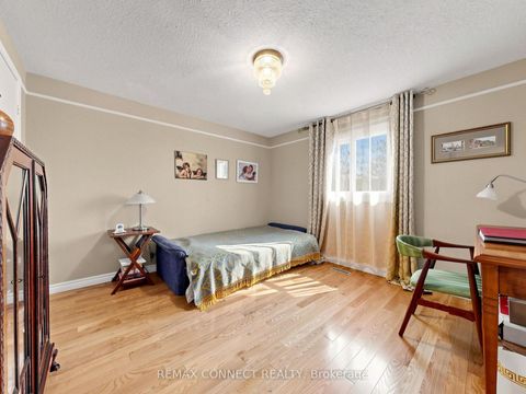 Photo 23 at 60 Starspray Boulevard, Rouge E10, Toronto