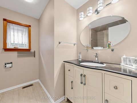 Photo 25 at 60 Starspray Boulevard, Rouge E10, Toronto