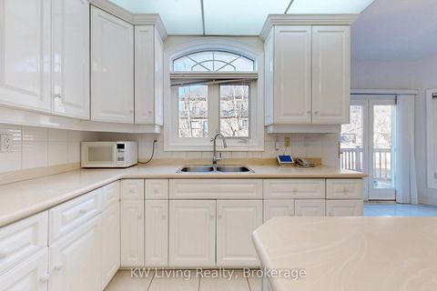 Photo 12 at 22A Waltham Crescent, Doncrest, Richmond Hill