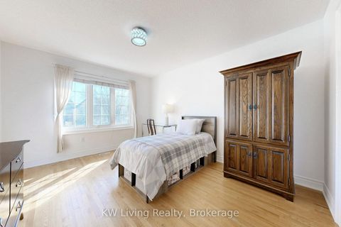 Photo 33 at 22A Waltham Crescent, Doncrest, Richmond Hill