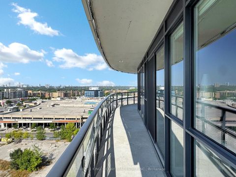 Photo 3 at 915 - 99 The Donway W, Don Mills, Toronto