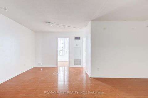 Photo 4 at 707 - 88 Corporate Drive, Woburn, Toronto
