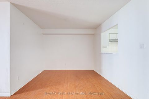 Photo 7 at 707 - 88 Corporate Drive, Woburn, Toronto