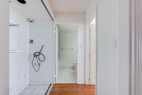 Photo 9 at 707 - 88 Corporate Drive, Woburn, Toronto
