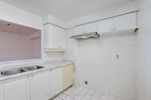 Photo 15 at 707 - 88 Corporate Drive, Woburn, Toronto