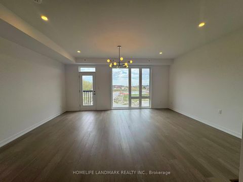 Photo 3 at 17 Bancroft Lane, Jefferson, Richmond Hill