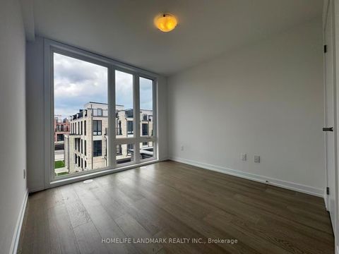 Photo 7 at 17 Bancroft Lane, Jefferson, Richmond Hill