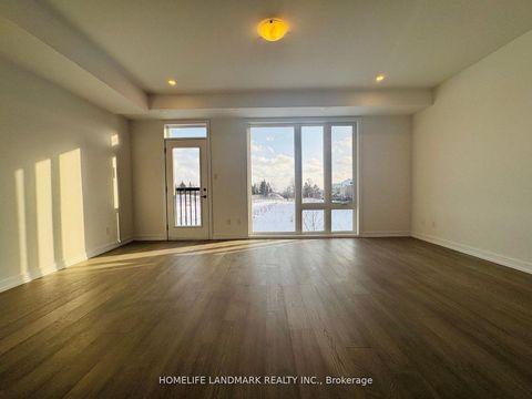 Photo 4 at 27 Bancroft Lane, Jefferson, Richmond Hill