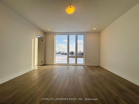 Photo 7 at 27 Bancroft Lane, Jefferson, Richmond Hill