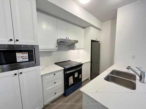 Photo 1 at 219 - 3 Bancroft Lane, Jefferson, Richmond Hill