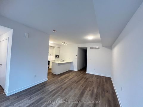 Photo 1 at 318 - 5 Bancroft Lane N, Jefferson, Richmond Hill