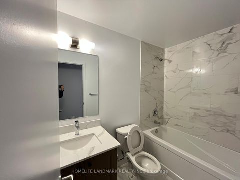 Photo 4 at 318 - 5 Bancroft Lane N, Jefferson, Richmond Hill