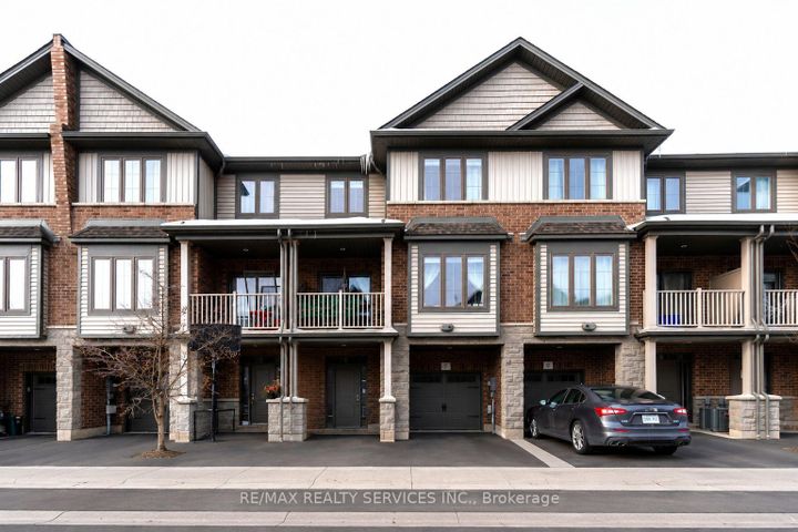 Photo 0 at 7 Ridgeside Lane, Waterdown, Hamilton