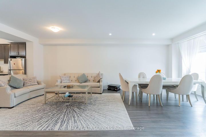 Photo 26 at 7 Ridgeside Lane, Waterdown, Hamilton