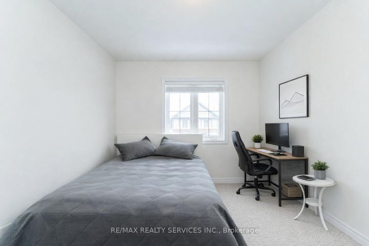 Photo 39 at 7 Ridgeside Lane, Waterdown, Hamilton