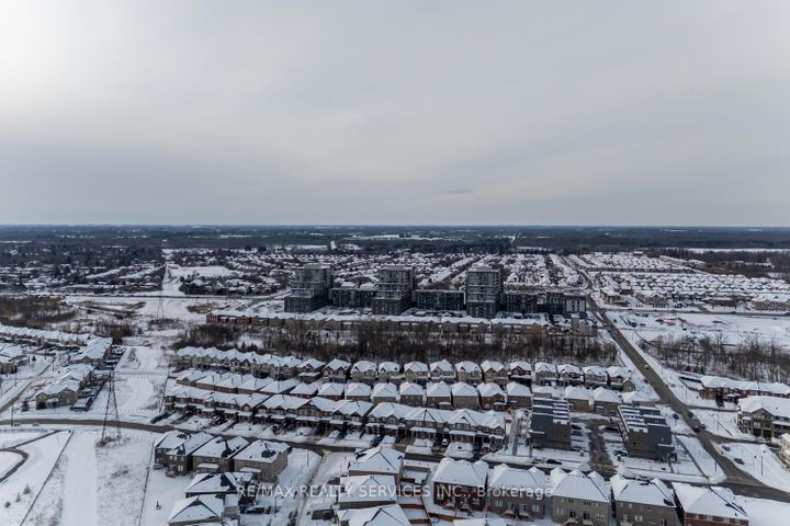 Photo 46 at 7 Ridgeside Lane, Waterdown, Hamilton
