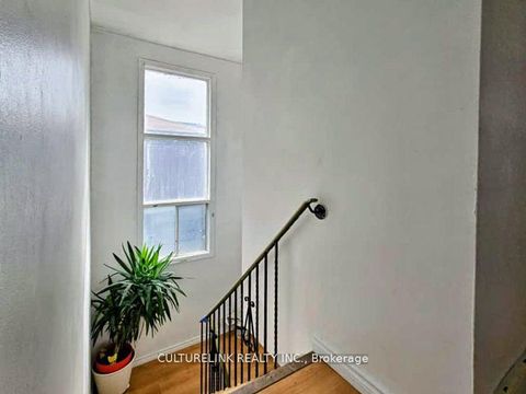 Photo 20 at 52 Palmerston Avenue, Bellwoods, Toronto