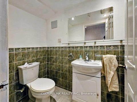 Photo 27 at 52 Palmerston Avenue, Bellwoods, Toronto