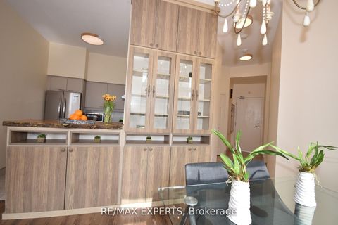 Photo 9 at 506 - 481 Rosewell Avenue S, Lawrence Park South, Toronto