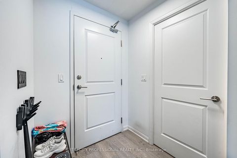 Photo 7 at 1713 - 85 E Liberty Street, Niagara, Toronto