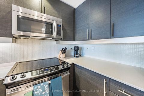Photo 13 at 1713 - 85 E Liberty Street, Niagara, Toronto