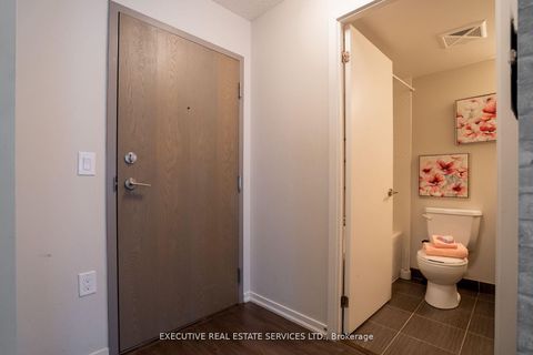 Photo 6 at 1902 E - 36 Lisgar Street, Little Portugal, Toronto