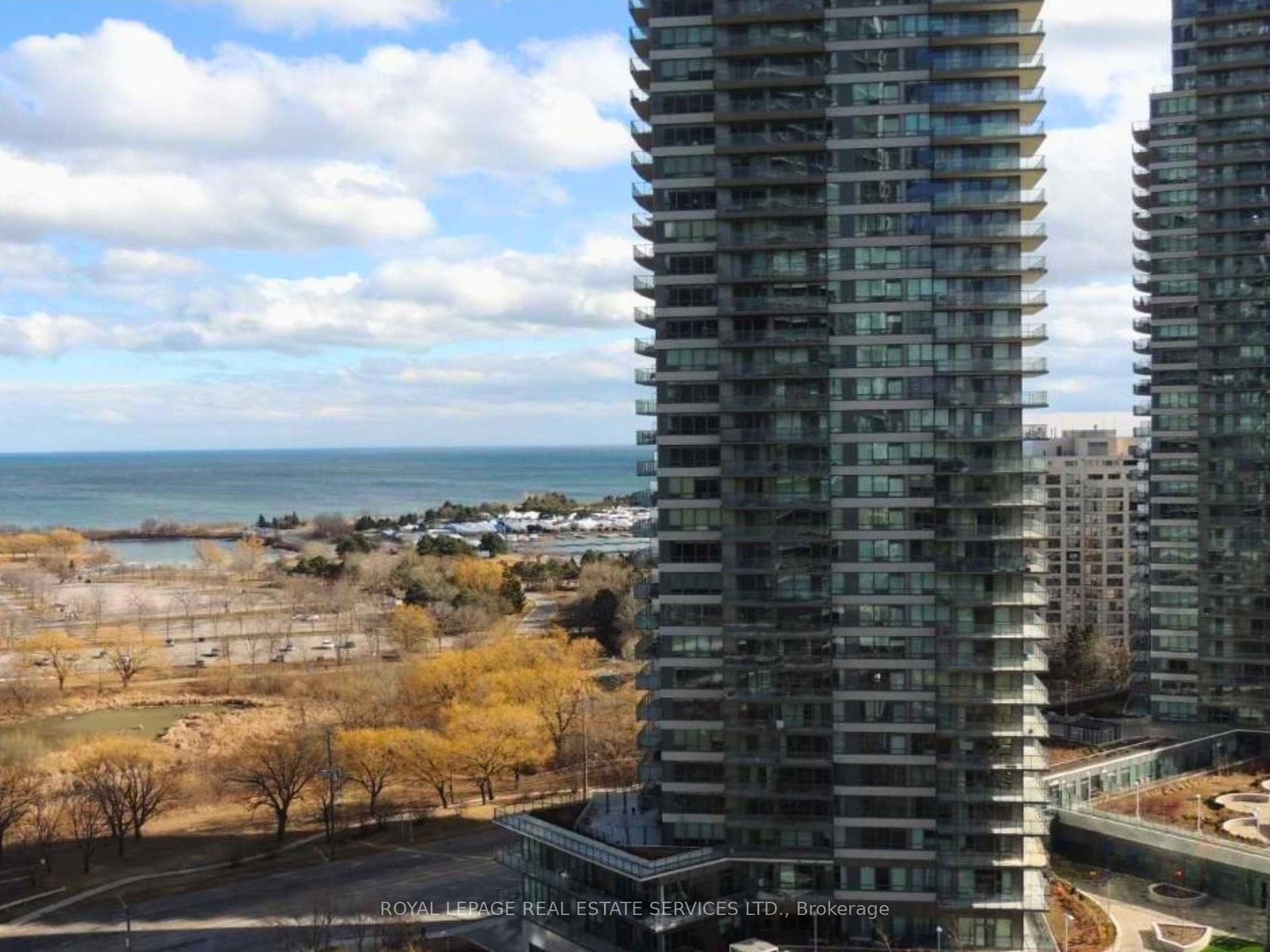 2210 - 2220 Lakeshore Boulevard W, Mimico, Toronto photo number 2