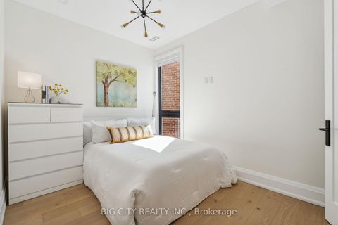 Photo 23 at 75 Lawrence Crescent, Lawrence Park South, Toronto
