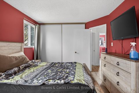 Photo 15 at 4 Claret Road, Courtice, Clarington