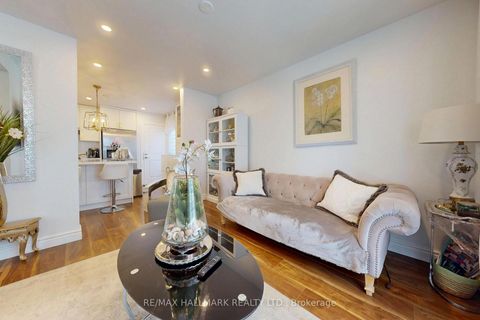 Photo 2 at 96 Searle Avenue, Bathurst Manor, Toronto