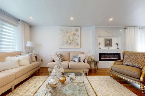 Photo 10 at 96 Searle Avenue, Bathurst Manor, Toronto