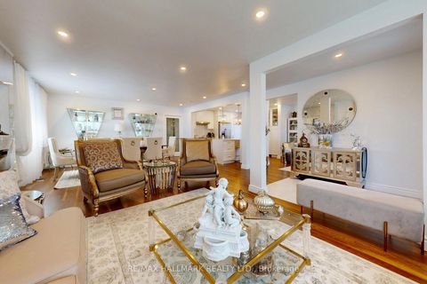 Photo 12 at 96 Searle Avenue, Bathurst Manor, Toronto