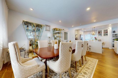 Photo 13 at 96 Searle Avenue, Bathurst Manor, Toronto