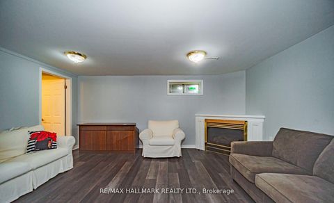 Photo 24 at 4 Devins Drive, Aurora Heights, Aurora