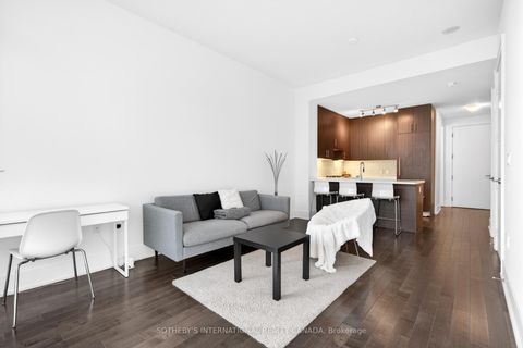 Photo 3 at 816 - 39 Queens Quay E, Waterfront Communities C8, Toronto