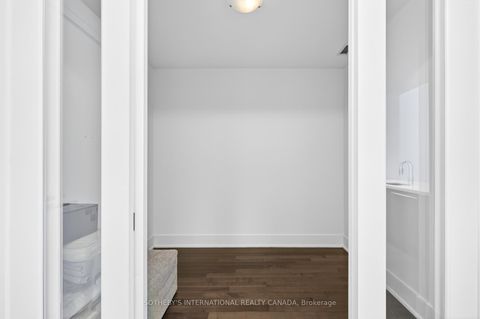 Photo 21 at 816 - 39 Queens Quay E, Waterfront Communities C8, Toronto