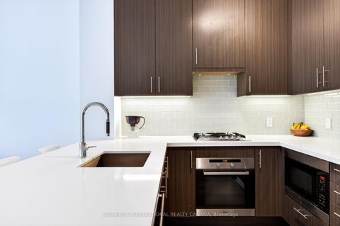 Photo 24 at 816 - 39 Queens Quay E, Waterfront Communities C8, Toronto