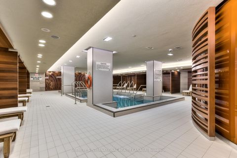 Photo 36 at 816 - 39 Queens Quay E, Waterfront Communities C8, Toronto