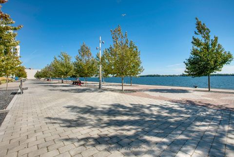 Photo 38 at 816 - 39 Queens Quay E, Waterfront Communities C8, Toronto