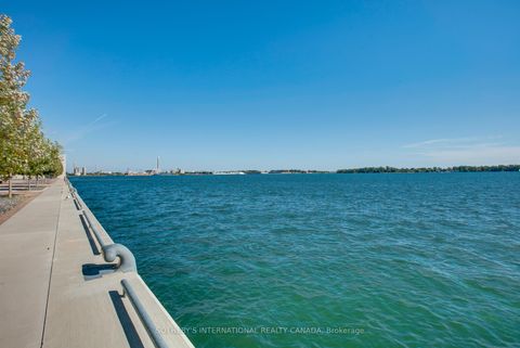 Photo 40 at 816 - 39 Queens Quay E, Waterfront Communities C8, Toronto
