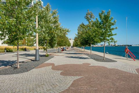 Photo 41 at 816 - 39 Queens Quay E, Waterfront Communities C8, Toronto