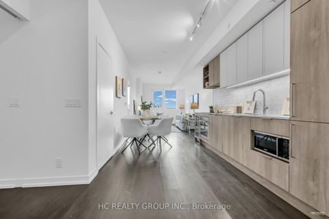 Photo 5 at 603 - 2020 Bathurst Street, Cedarvale, Toronto