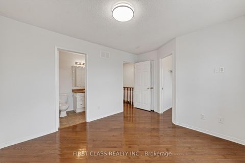 Photo 27 at Th10 - 3076 Lake Shore Boulevard W, New Toronto, Toronto