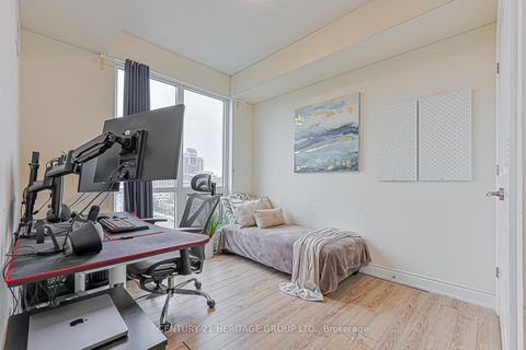 Photo 11 at 1002 - 9090 Yonge Street, South Richvale, Richmond Hill