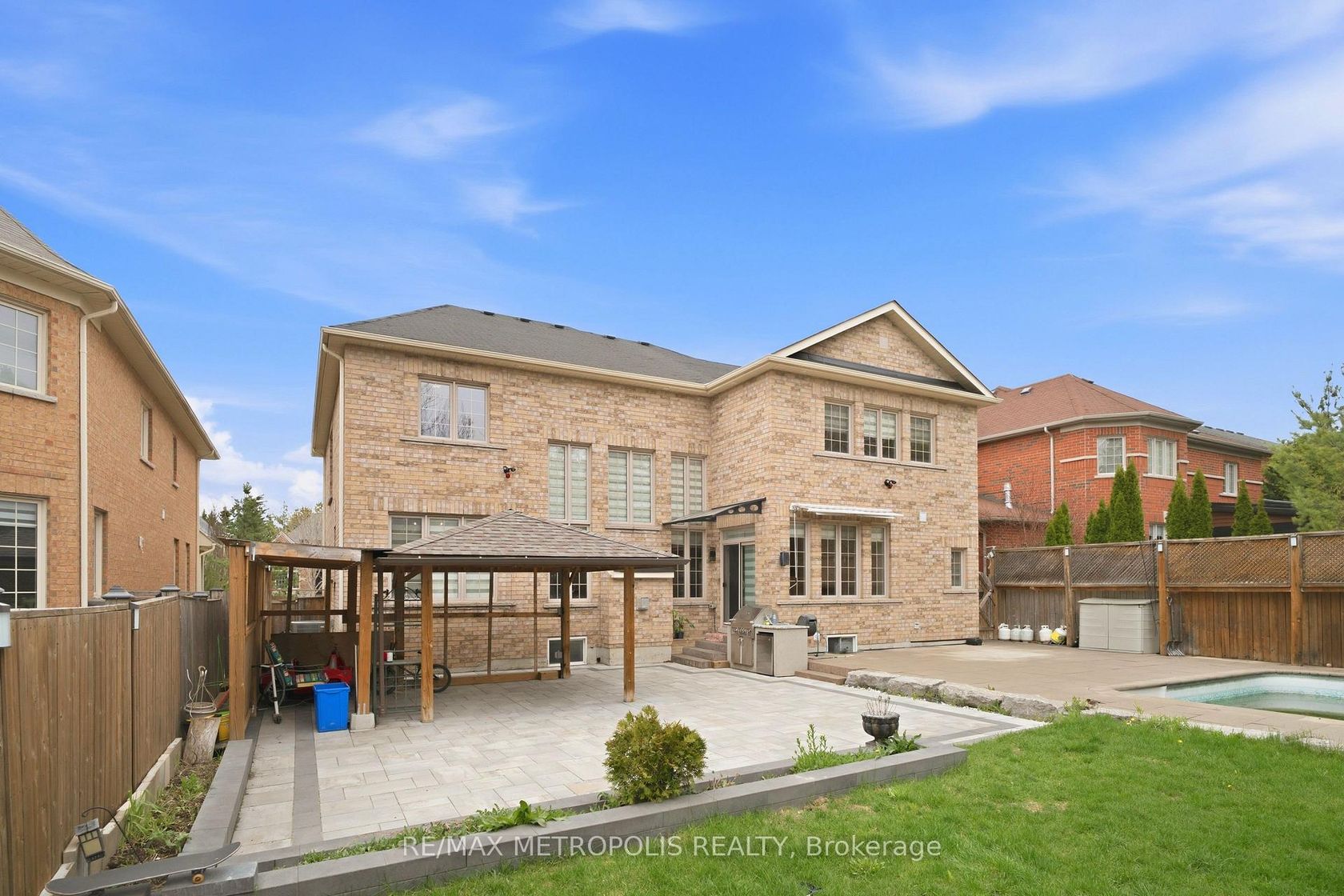 1069 Nellie Little Crescent, Wyndham, Newmarket photo number 2