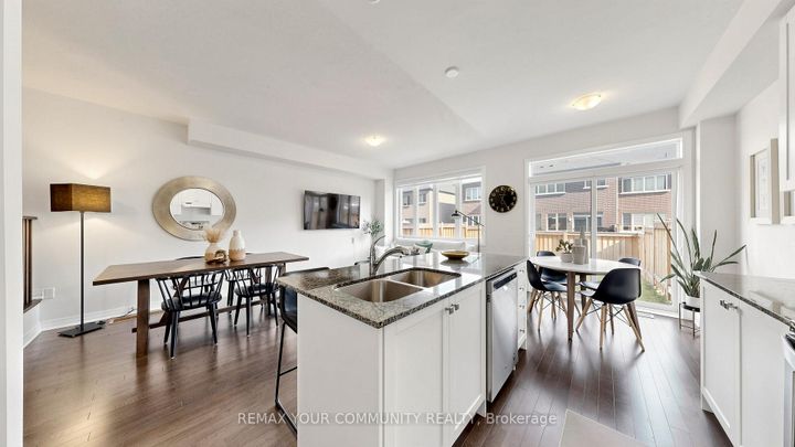 Photo 16 at 63 Landolfi Way, Bradford, Bradford West Gwillimbury