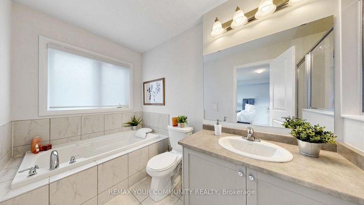 Photo 35 at 63 Landolfi Way, Bradford, Bradford West Gwillimbury