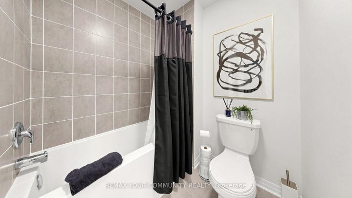 Photo 44 at 63 Landolfi Way, Bradford, Bradford West Gwillimbury