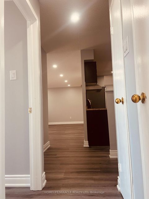Photo 3 at 1905 - 2645 Kipling Avenue, Jamestown, Toronto